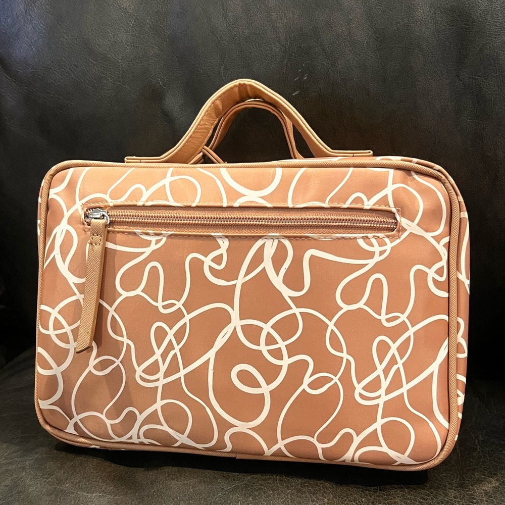 Tender Love+Carry Tan Swirls Cosmetic Travel Bag - Picture 2 of 4